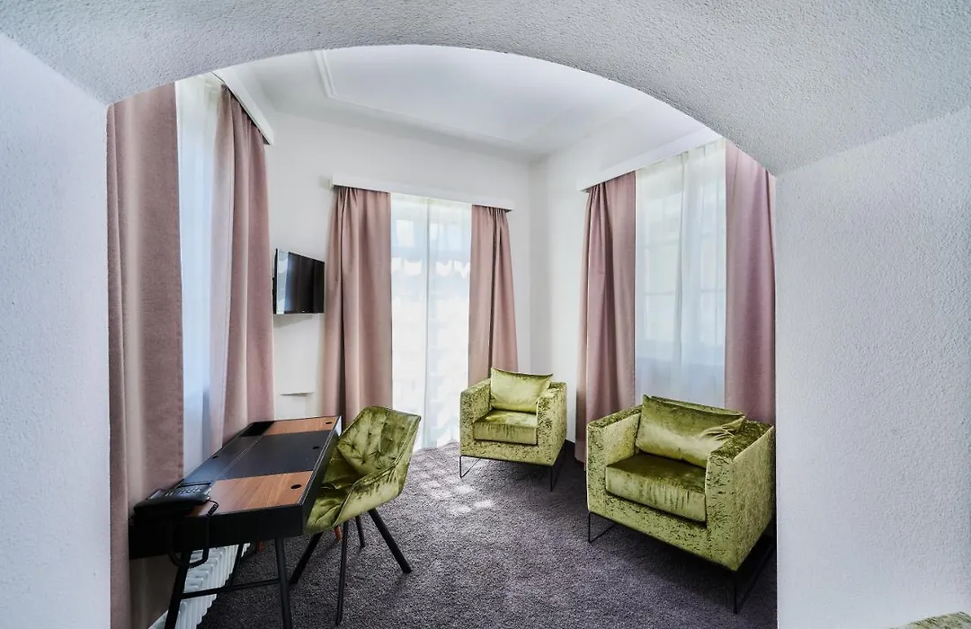 Hotel Zur Post Altötting-1